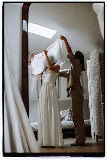 Así es Carlavilla Studio: La excelencia en vestidos de novia.